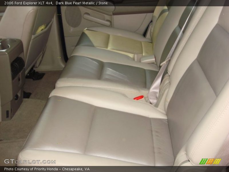 Dark Blue Pearl Metallic / Stone 2006 Ford Explorer XLT 4x4