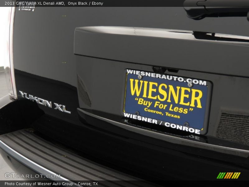Onyx Black / Ebony 2013 GMC Yukon XL Denali AWD