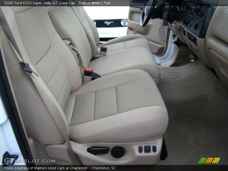 Oxford White / Tan 2006 Ford F250 Super Duty XLT Crew Cab