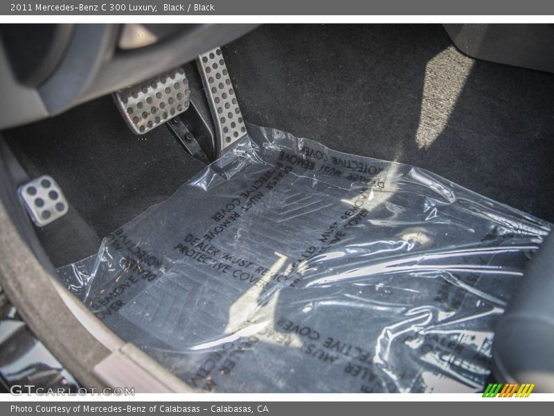 Black / Black 2011 Mercedes-Benz C 300 Luxury