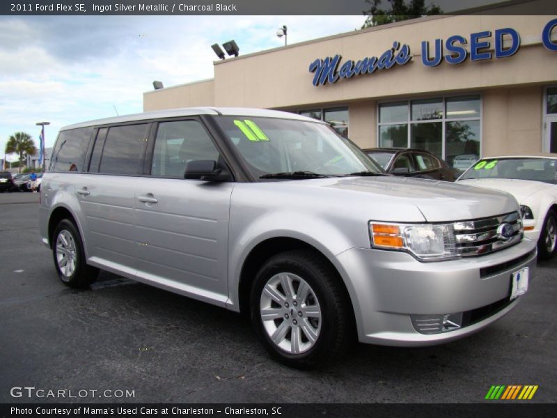 Ingot Silver Metallic / Charcoal Black 2011 Ford Flex SE