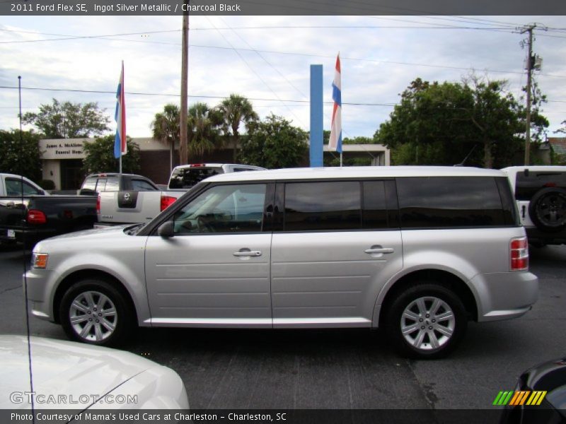 Ingot Silver Metallic / Charcoal Black 2011 Ford Flex SE
