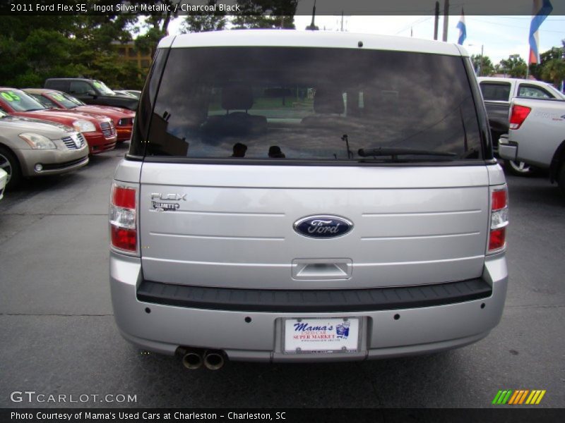 Ingot Silver Metallic / Charcoal Black 2011 Ford Flex SE