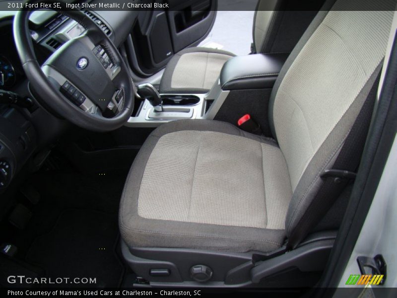Ingot Silver Metallic / Charcoal Black 2011 Ford Flex SE