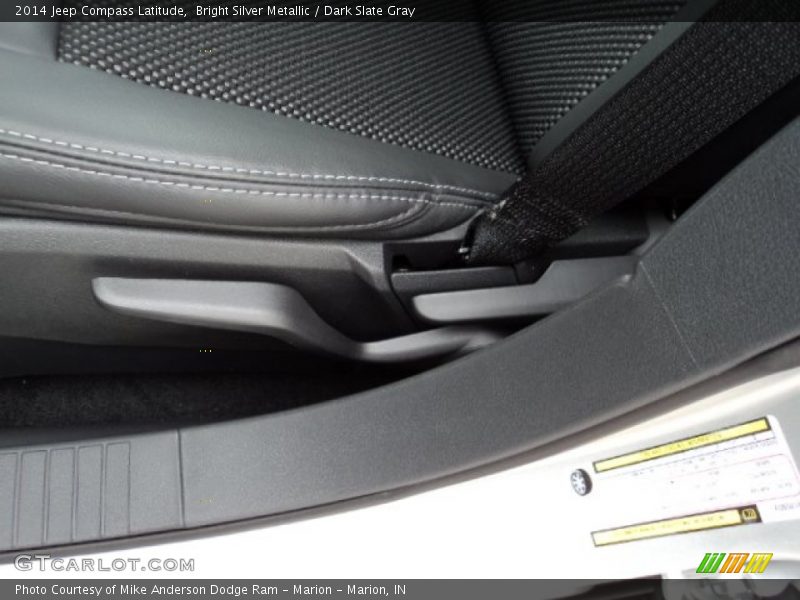 Bright Silver Metallic / Dark Slate Gray 2014 Jeep Compass Latitude