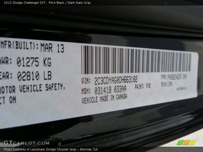 Pitch Black / Dark Slate Gray 2013 Dodge Challenger SXT