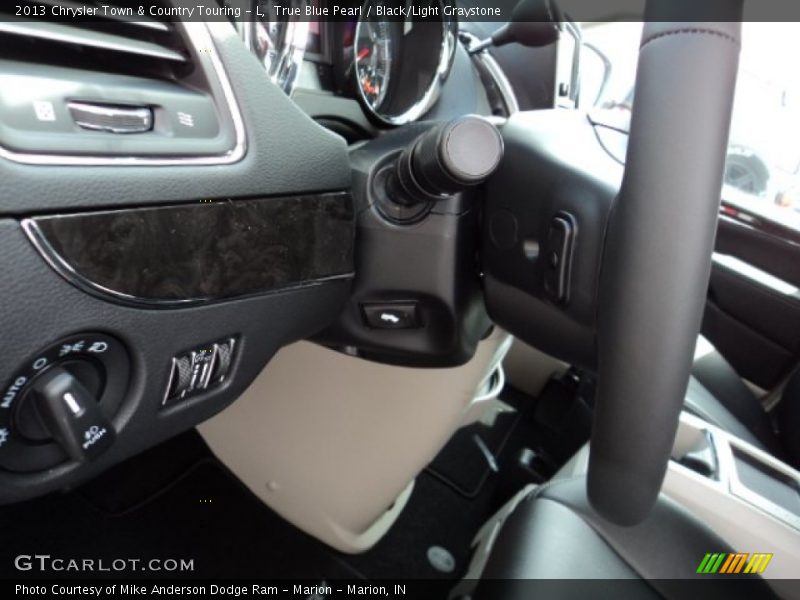 True Blue Pearl / Black/Light Graystone 2013 Chrysler Town & Country Touring - L