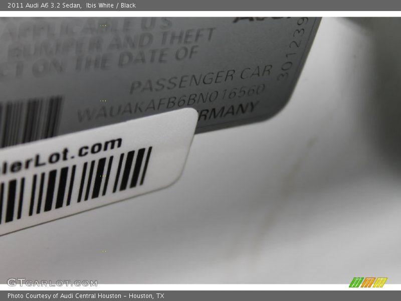 Ibis White / Black 2011 Audi A6 3.2 Sedan