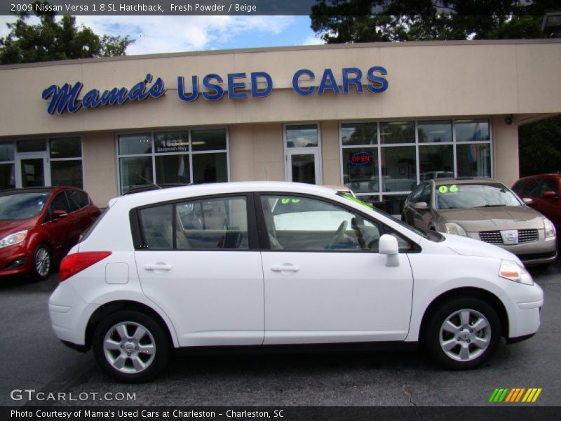 Fresh Powder / Beige 2009 Nissan Versa 1.8 SL Hatchback