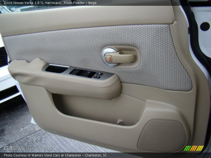Fresh Powder / Beige 2009 Nissan Versa 1.8 SL Hatchback