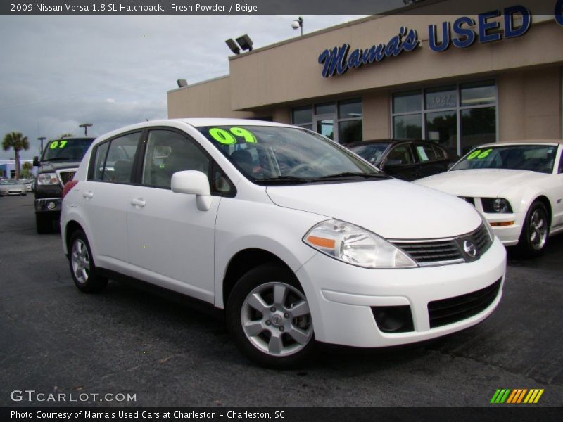 Fresh Powder / Beige 2009 Nissan Versa 1.8 SL Hatchback