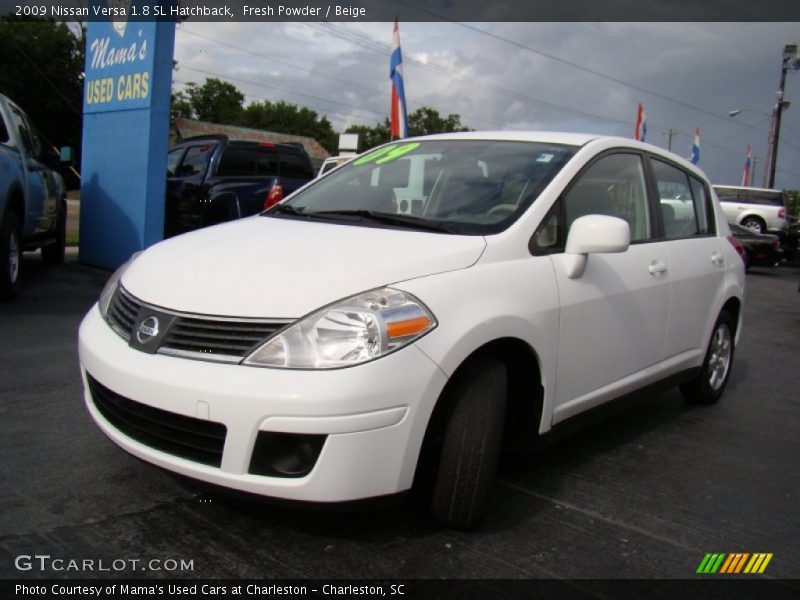 Fresh Powder / Beige 2009 Nissan Versa 1.8 SL Hatchback