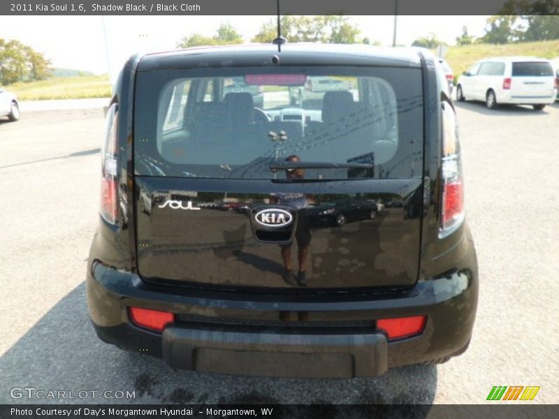 Shadow Black / Black Cloth 2011 Kia Soul 1.6