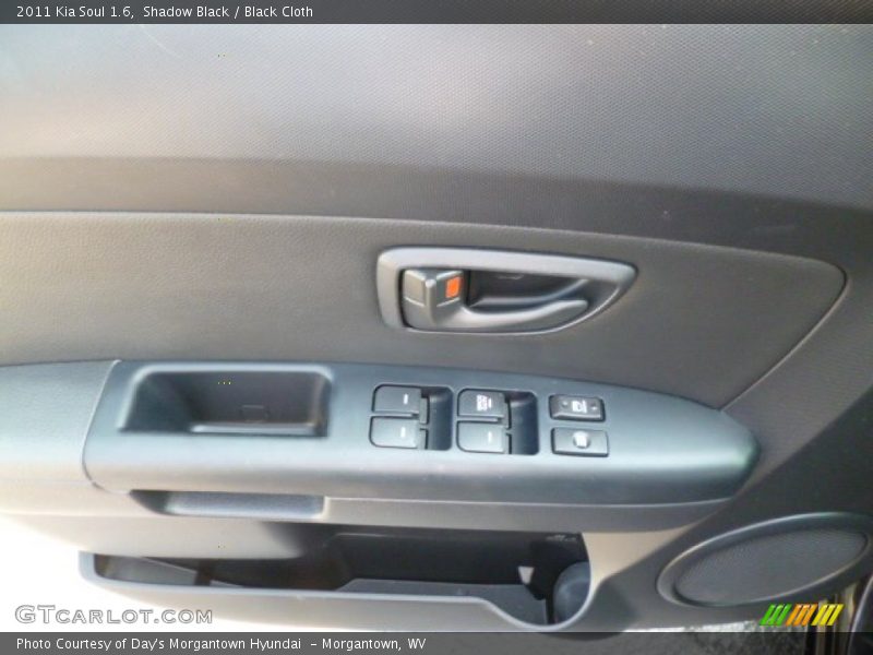 Shadow Black / Black Cloth 2011 Kia Soul 1.6