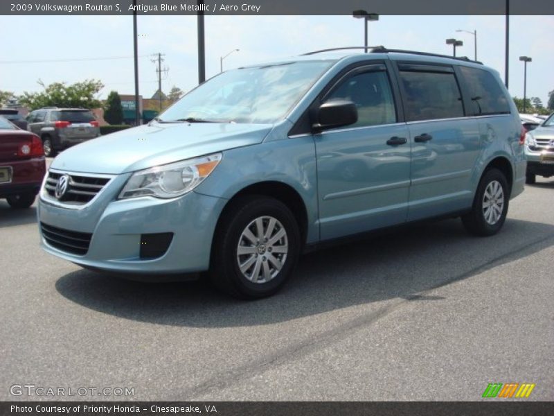 Antigua Blue Metallic / Aero Grey 2009 Volkswagen Routan S