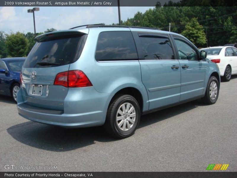 Antigua Blue Metallic / Aero Grey 2009 Volkswagen Routan S