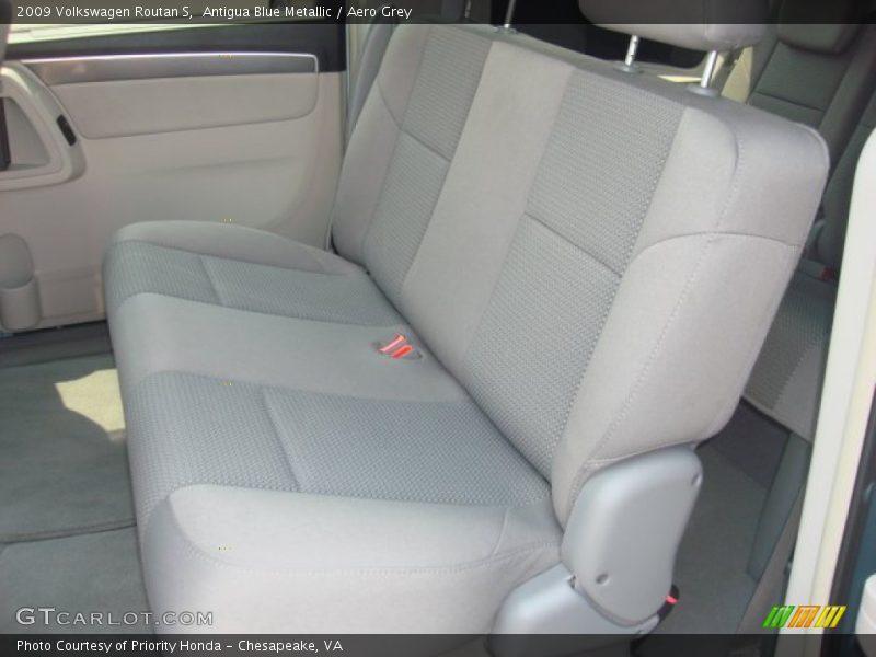 Antigua Blue Metallic / Aero Grey 2009 Volkswagen Routan S
