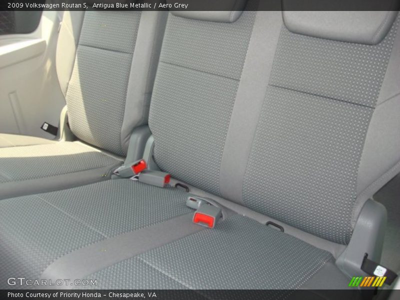 Antigua Blue Metallic / Aero Grey 2009 Volkswagen Routan S