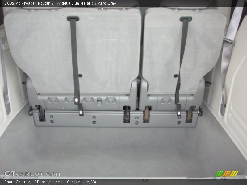 Antigua Blue Metallic / Aero Grey 2009 Volkswagen Routan S