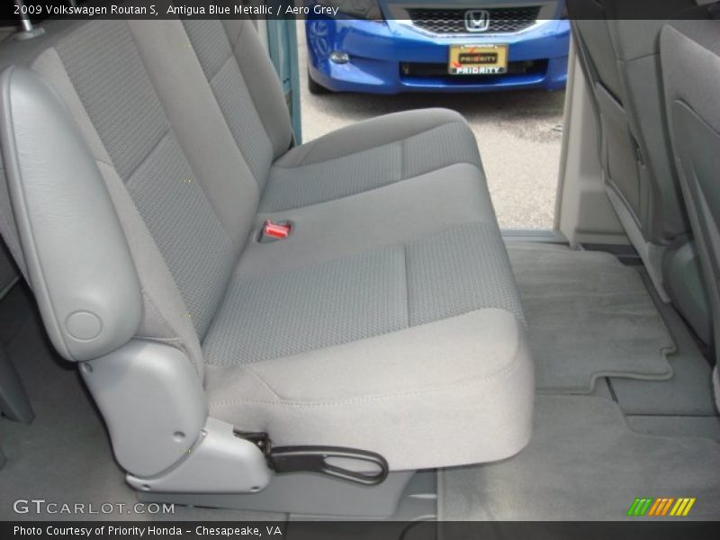 Antigua Blue Metallic / Aero Grey 2009 Volkswagen Routan S