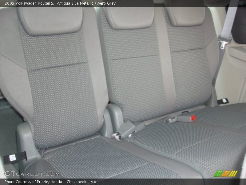 Antigua Blue Metallic / Aero Grey 2009 Volkswagen Routan S