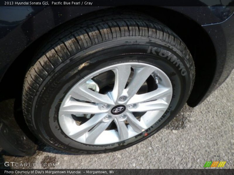 Pacific Blue Pearl / Gray 2013 Hyundai Sonata GLS