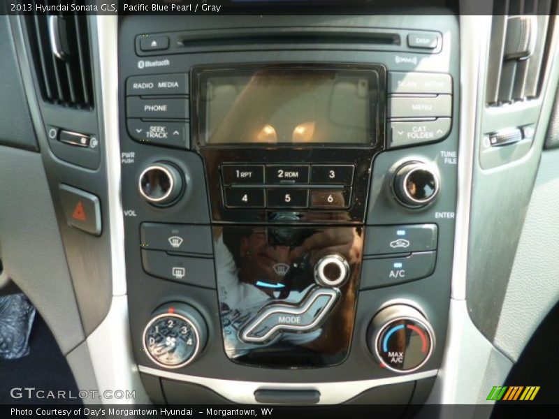 Pacific Blue Pearl / Gray 2013 Hyundai Sonata GLS