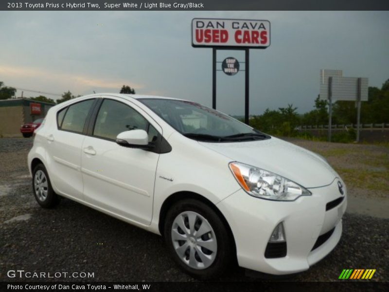 Super White / Light Blue Gray/Black 2013 Toyota Prius c Hybrid Two