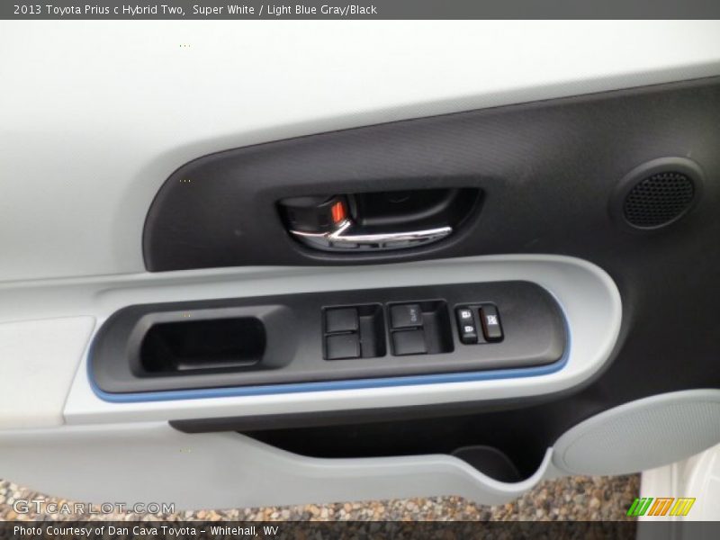Super White / Light Blue Gray/Black 2013 Toyota Prius c Hybrid Two