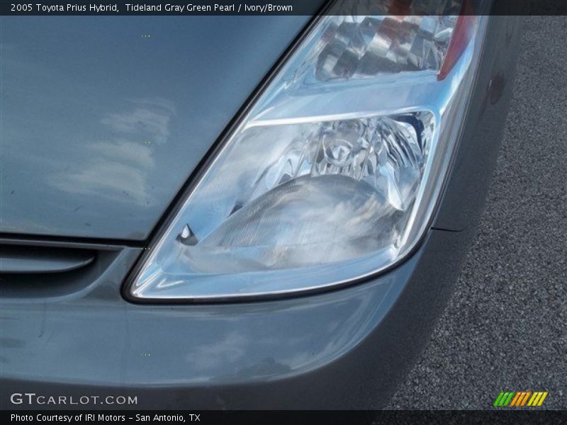 Tideland Gray Green Pearl / Ivory/Brown 2005 Toyota Prius Hybrid