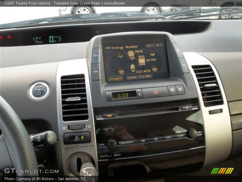 Tideland Gray Green Pearl / Ivory/Brown 2005 Toyota Prius Hybrid