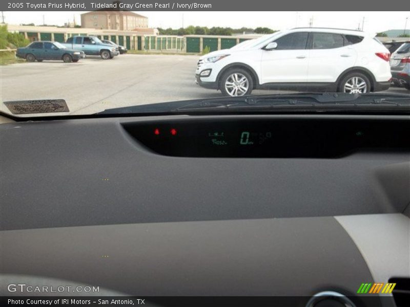 Tideland Gray Green Pearl / Ivory/Brown 2005 Toyota Prius Hybrid