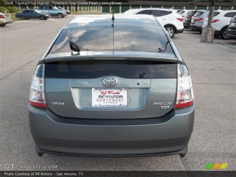 Tideland Gray Green Pearl / Ivory/Brown 2005 Toyota Prius Hybrid