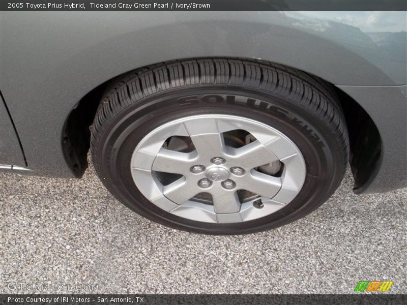 Tideland Gray Green Pearl / Ivory/Brown 2005 Toyota Prius Hybrid
