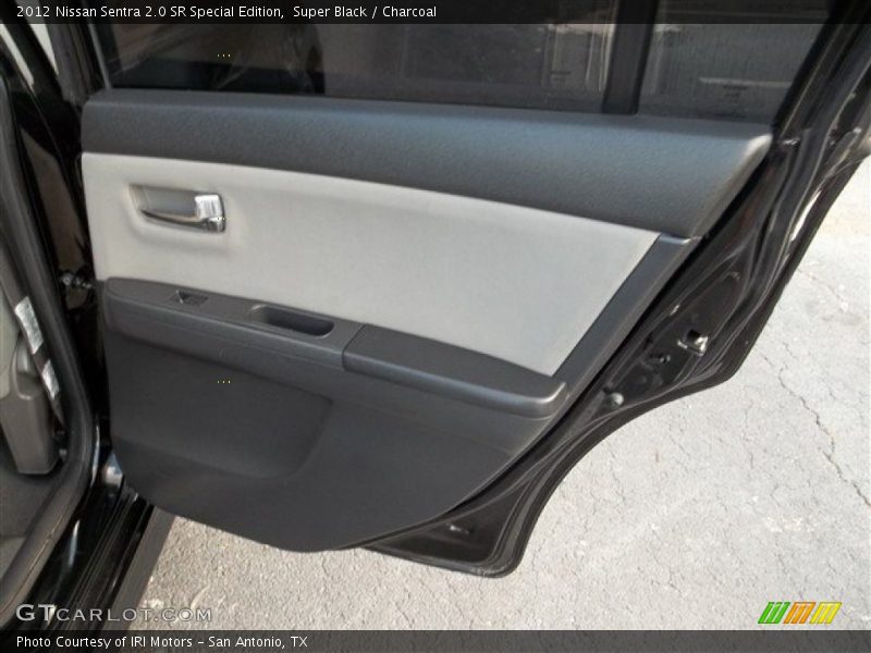Super Black / Charcoal 2012 Nissan Sentra 2.0 SR Special Edition