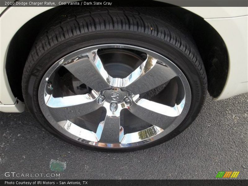 Cool Vanilla / Dark Slate Gray 2010 Dodge Charger Rallye