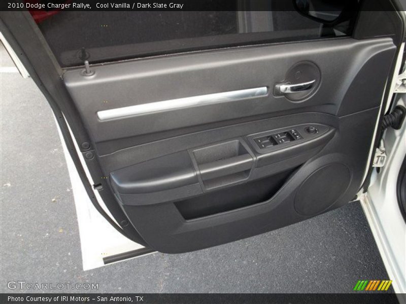 Cool Vanilla / Dark Slate Gray 2010 Dodge Charger Rallye