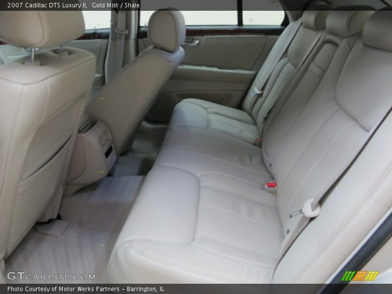 Gold Mist / Shale 2007 Cadillac DTS Luxury II