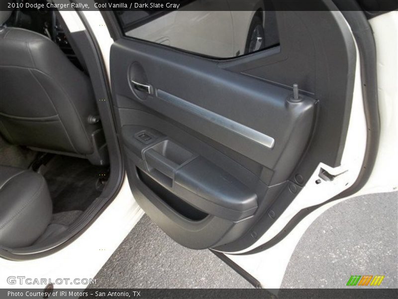 Cool Vanilla / Dark Slate Gray 2010 Dodge Charger Rallye