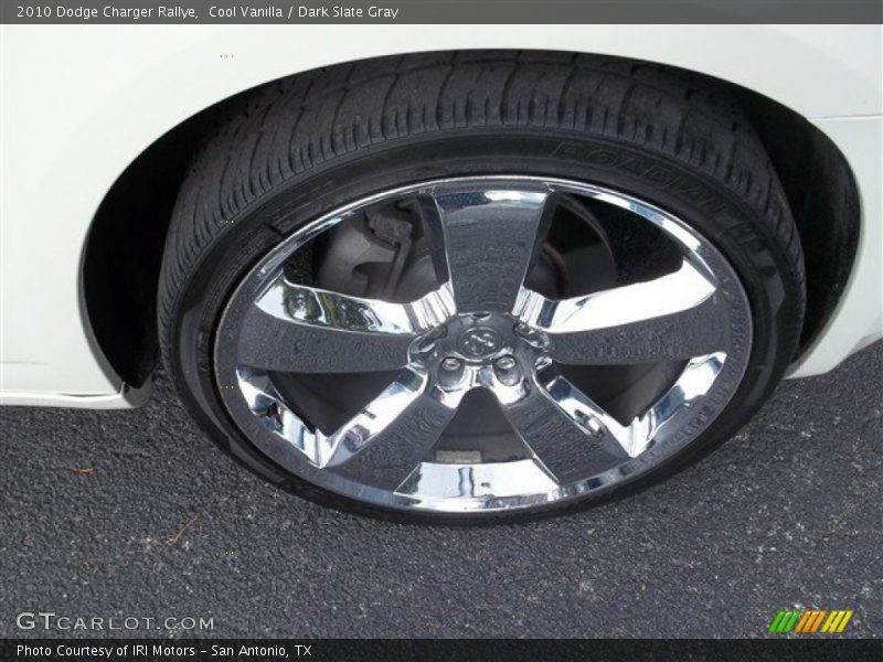 Cool Vanilla / Dark Slate Gray 2010 Dodge Charger Rallye
