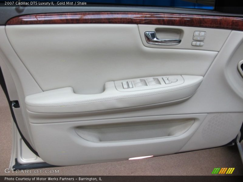 Gold Mist / Shale 2007 Cadillac DTS Luxury II