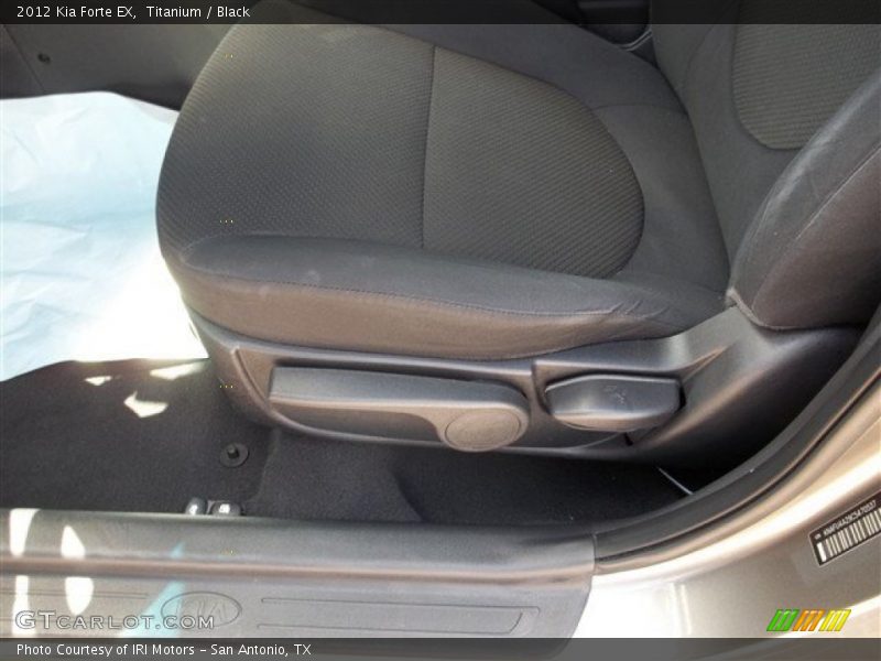 Titanium / Black 2012 Kia Forte EX