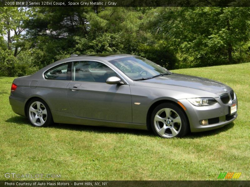 Front 3/4 View of 2008 3 Series 328xi Coupe