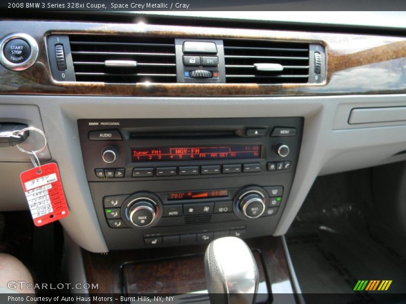 Controls of 2008 3 Series 328xi Coupe