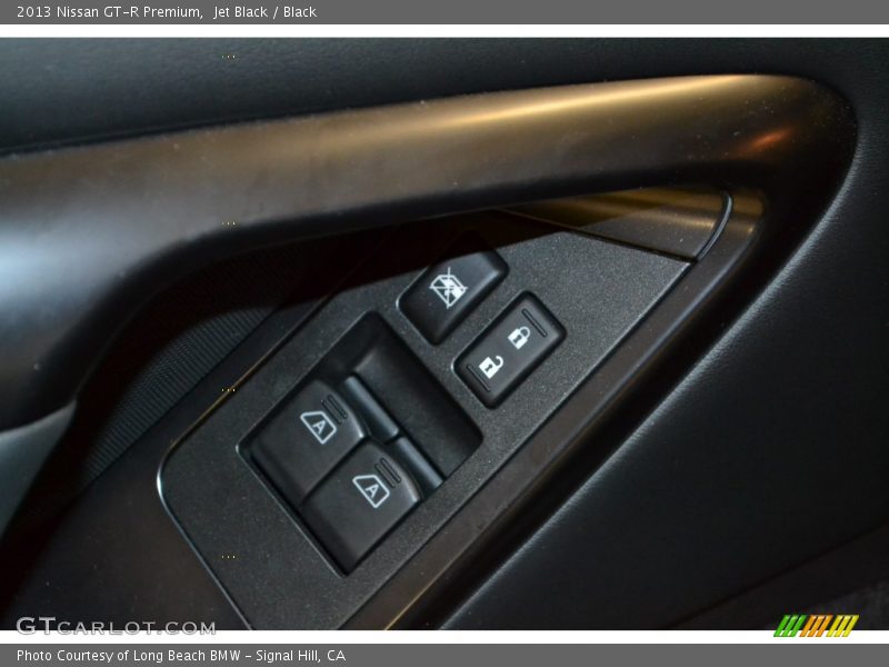Jet Black / Black 2013 Nissan GT-R Premium