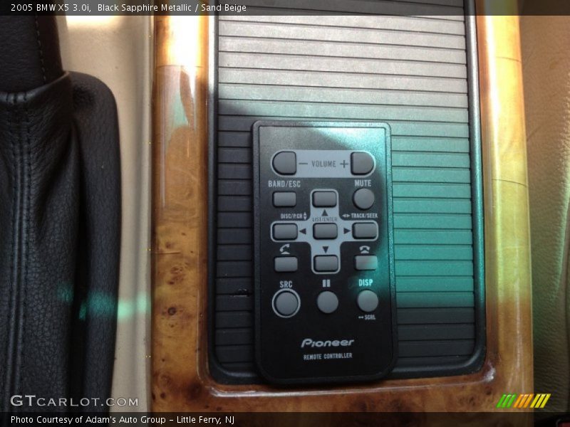 Black Sapphire Metallic / Sand Beige 2005 BMW X5 3.0i