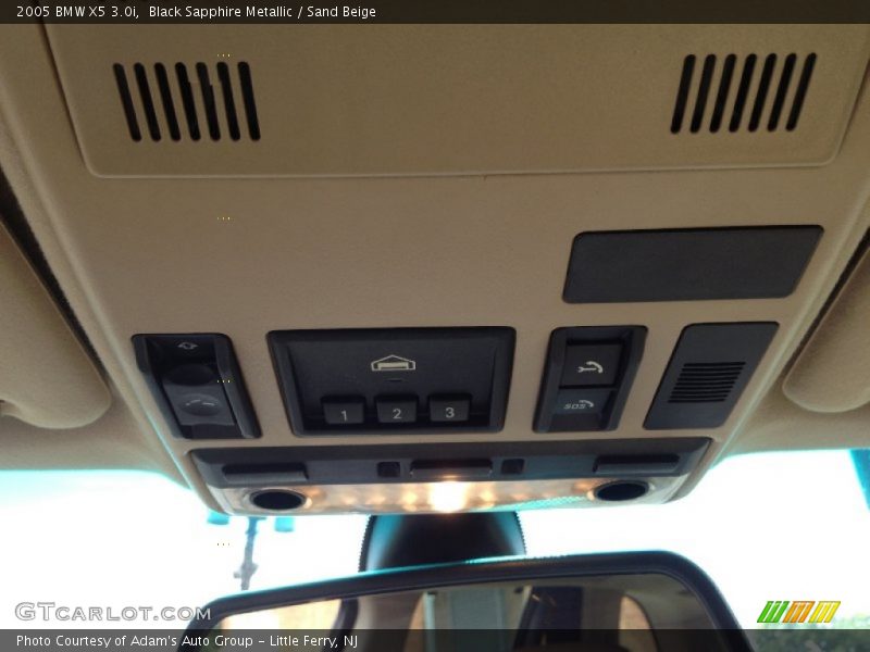 Black Sapphire Metallic / Sand Beige 2005 BMW X5 3.0i