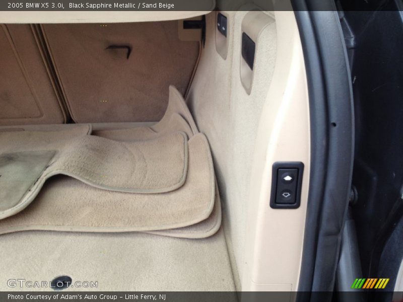 Black Sapphire Metallic / Sand Beige 2005 BMW X5 3.0i