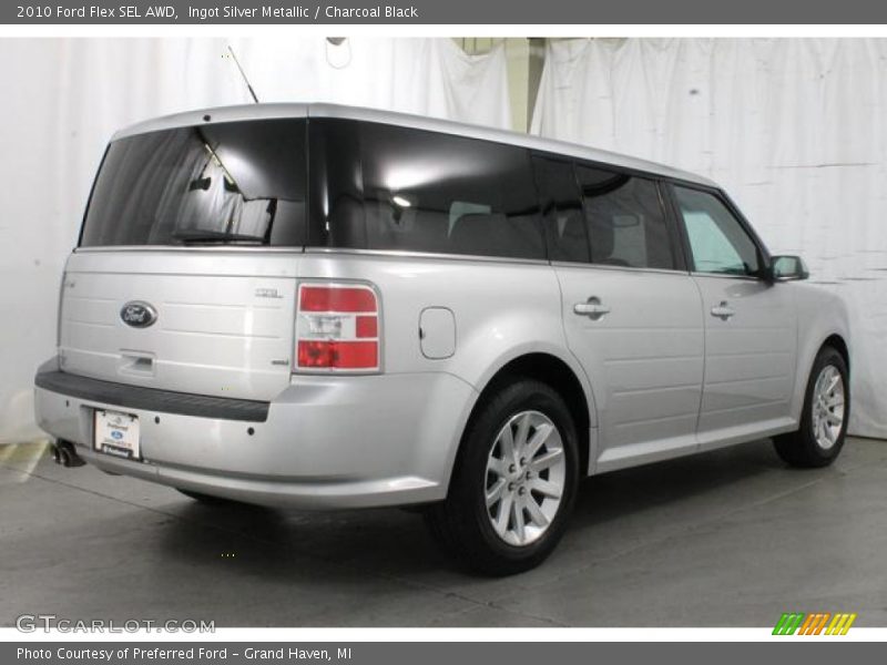 Ingot Silver Metallic / Charcoal Black 2010 Ford Flex SEL AWD