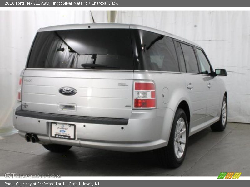 Ingot Silver Metallic / Charcoal Black 2010 Ford Flex SEL AWD